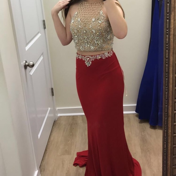 prom dress!! - Picture 1 of 3